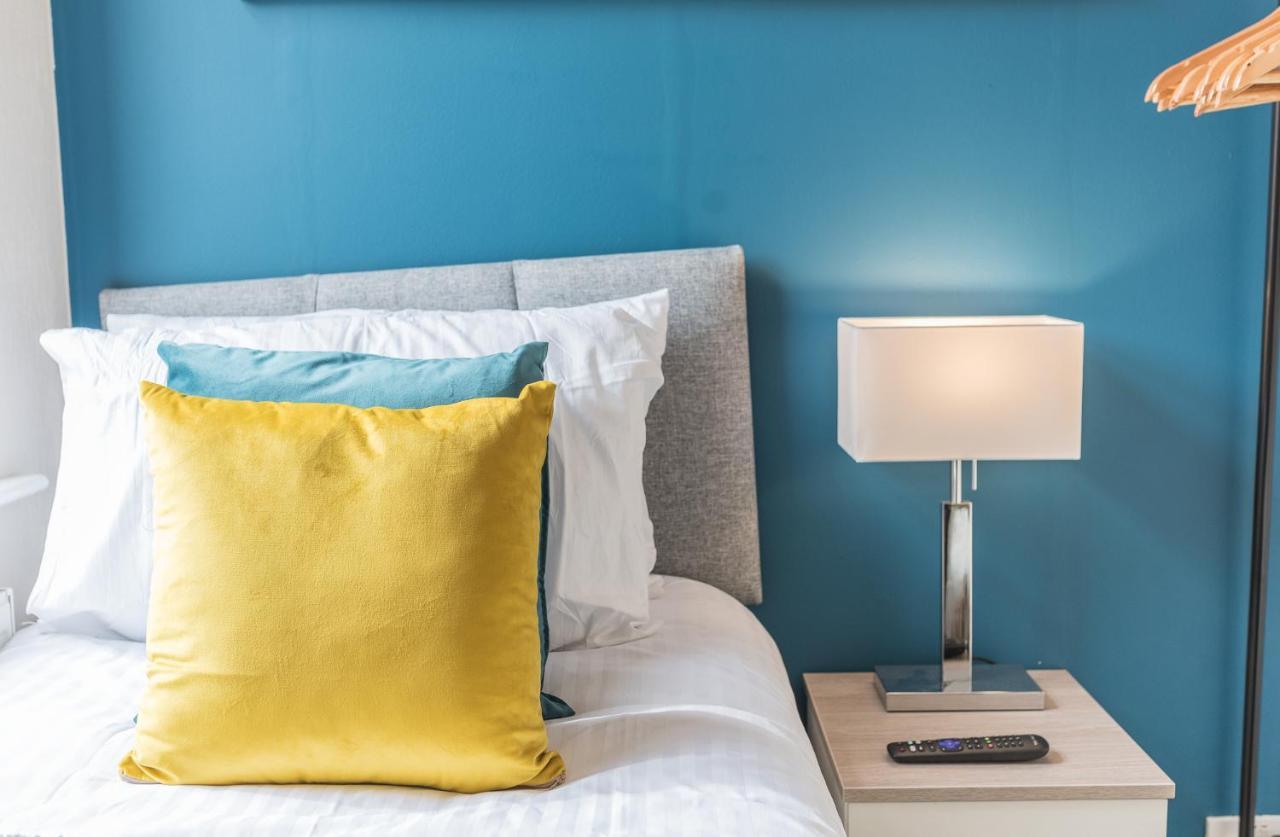 *King Bed* Luxury City Centre House Barrow-in-Furness Exteriör bild