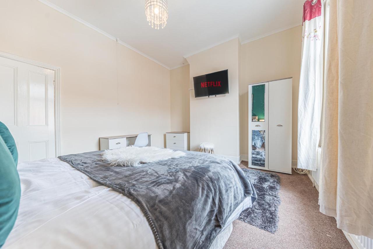 *King Bed* Luxury City Centre House Barrow-in-Furness Exteriör bild