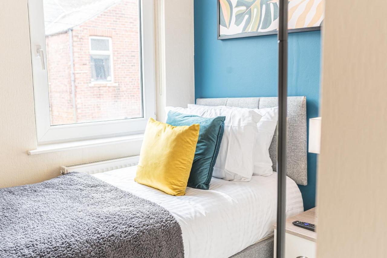 *King Bed* Luxury City Centre House Barrow-in-Furness Exteriör bild